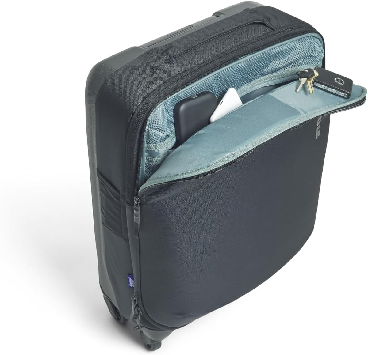 Thule subterra 2 carry on Dark