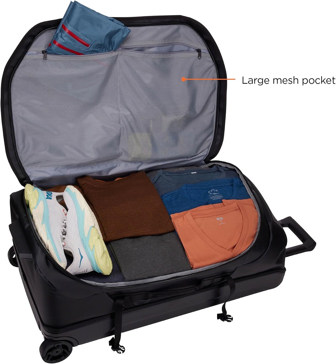 thule bag chasm wheeled duffel black