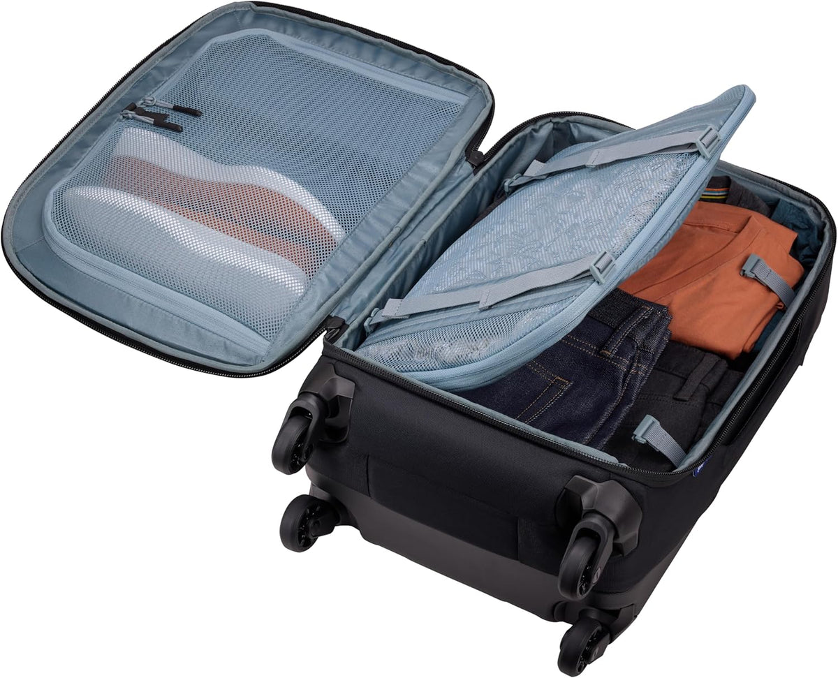 Thule Subterra 2 carry on spinner black